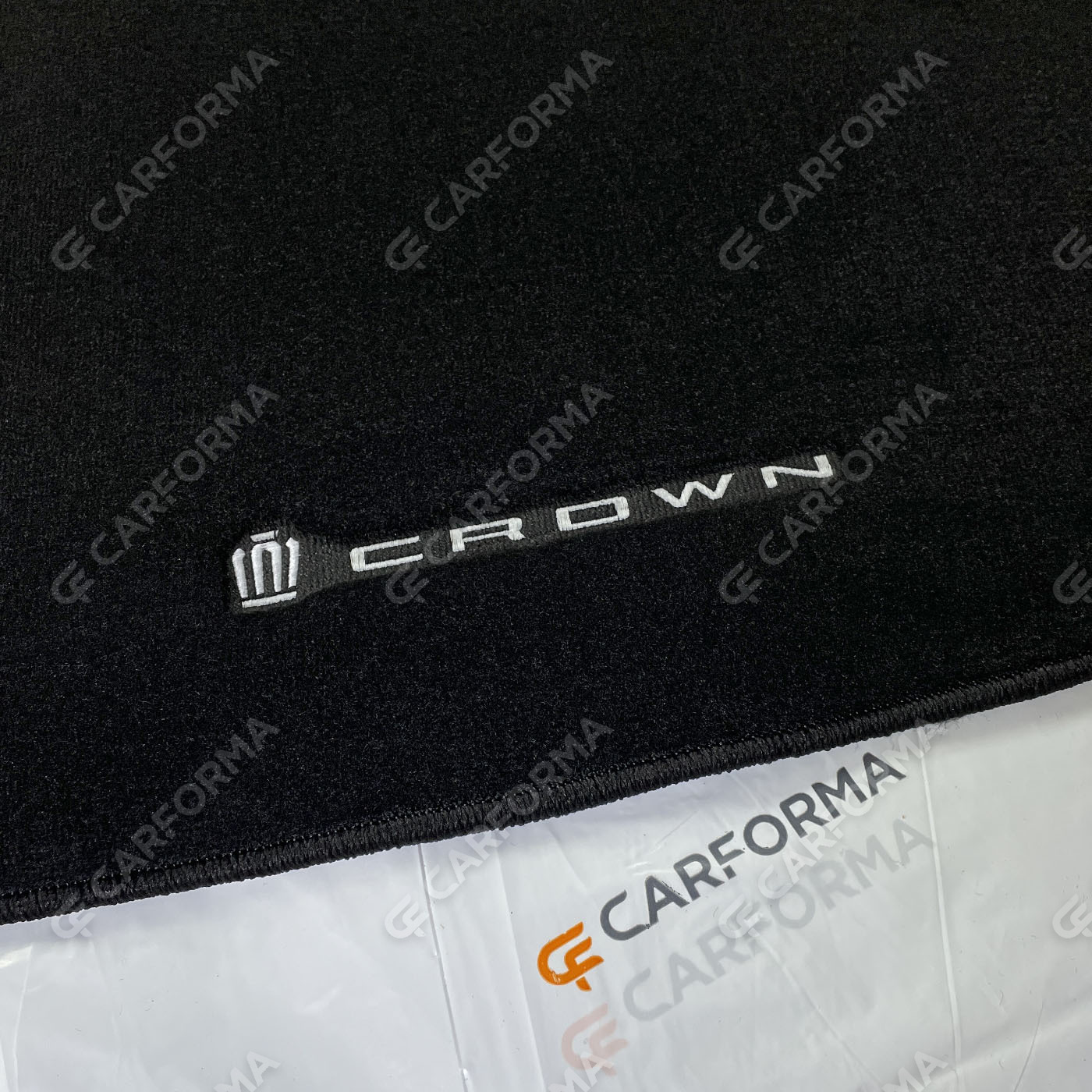 Коврики на Toyota Crown (S200) 2008&nbsp;-&nbsp;2012 в Томске