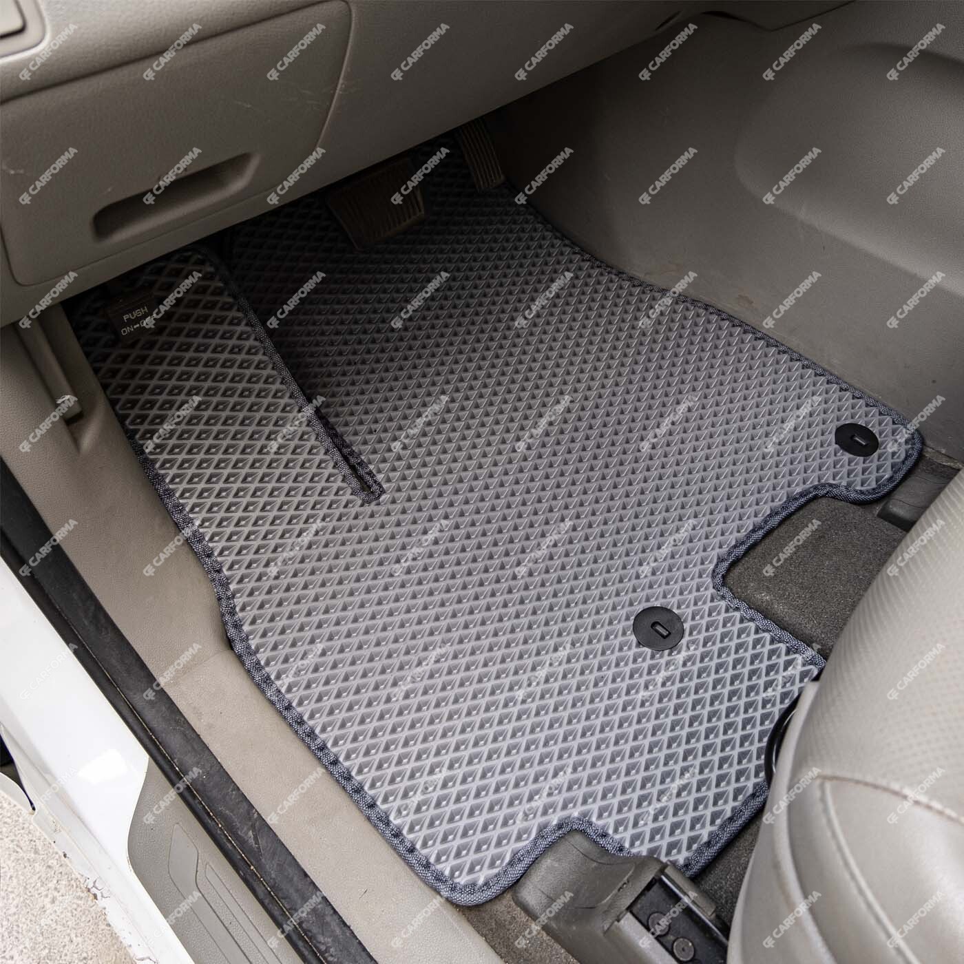 Коврики на KIA Carnival III 7 мест 2014 - 2021 в Томске Коврики на KIA Carnival III 7 мест 2014 - 2021 в Томске