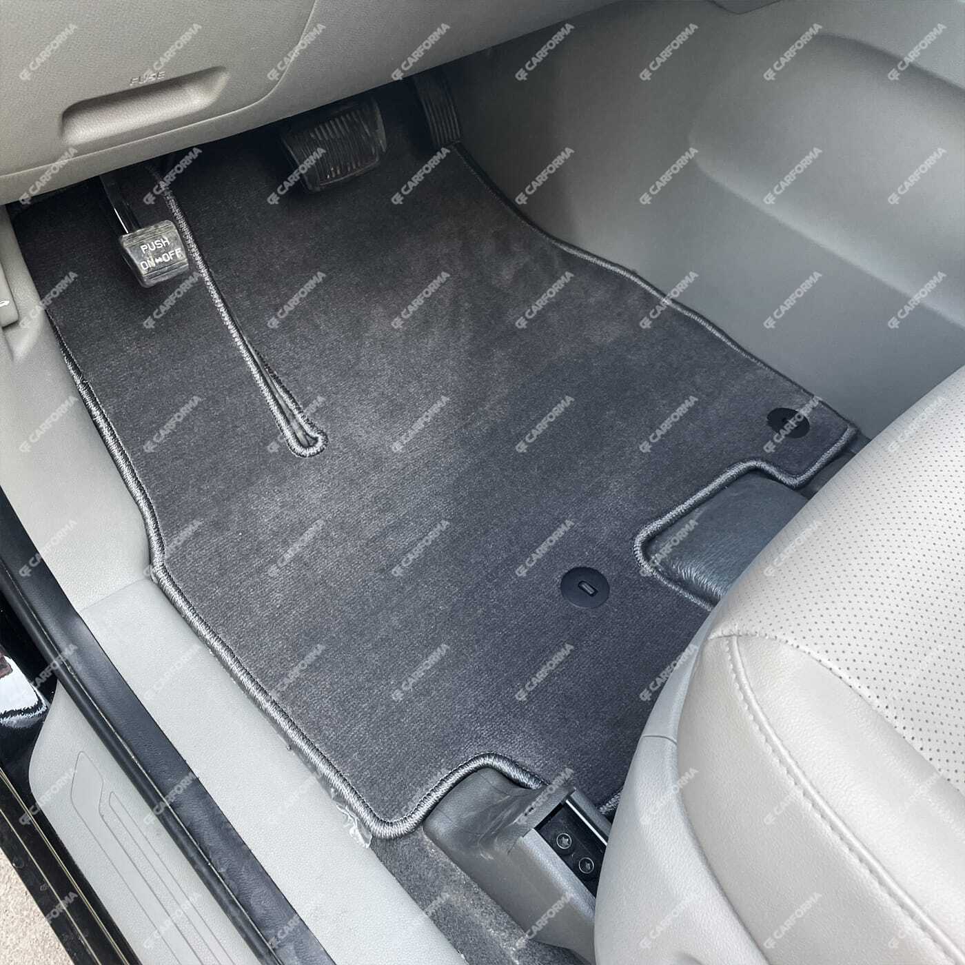 Коврики на KIA Carnival III 7 мест 2014 - 2021 в Томске Коврики на KIA Carnival III 7 мест 2014 - 2021 в Томске