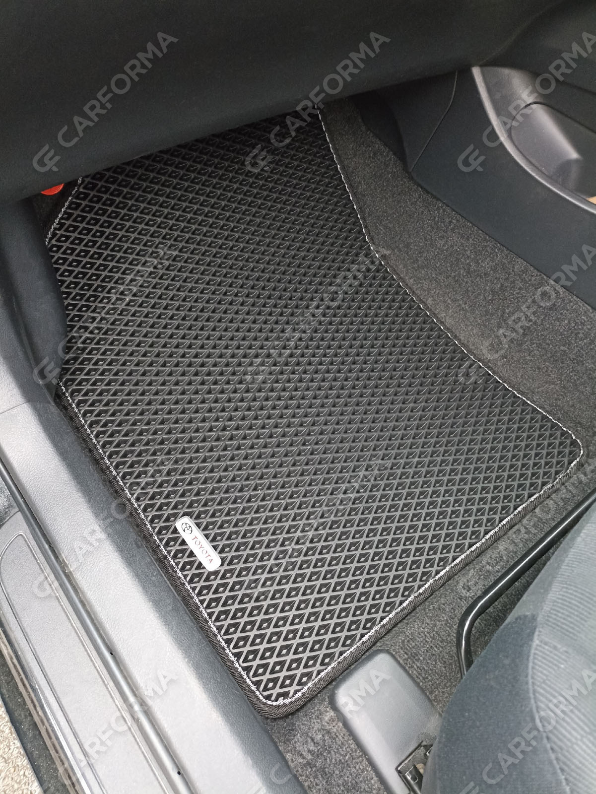 Коврики на Toyota Corolla Axio (E14) 2006&nbsp;-&nbsp;2012 в Томске