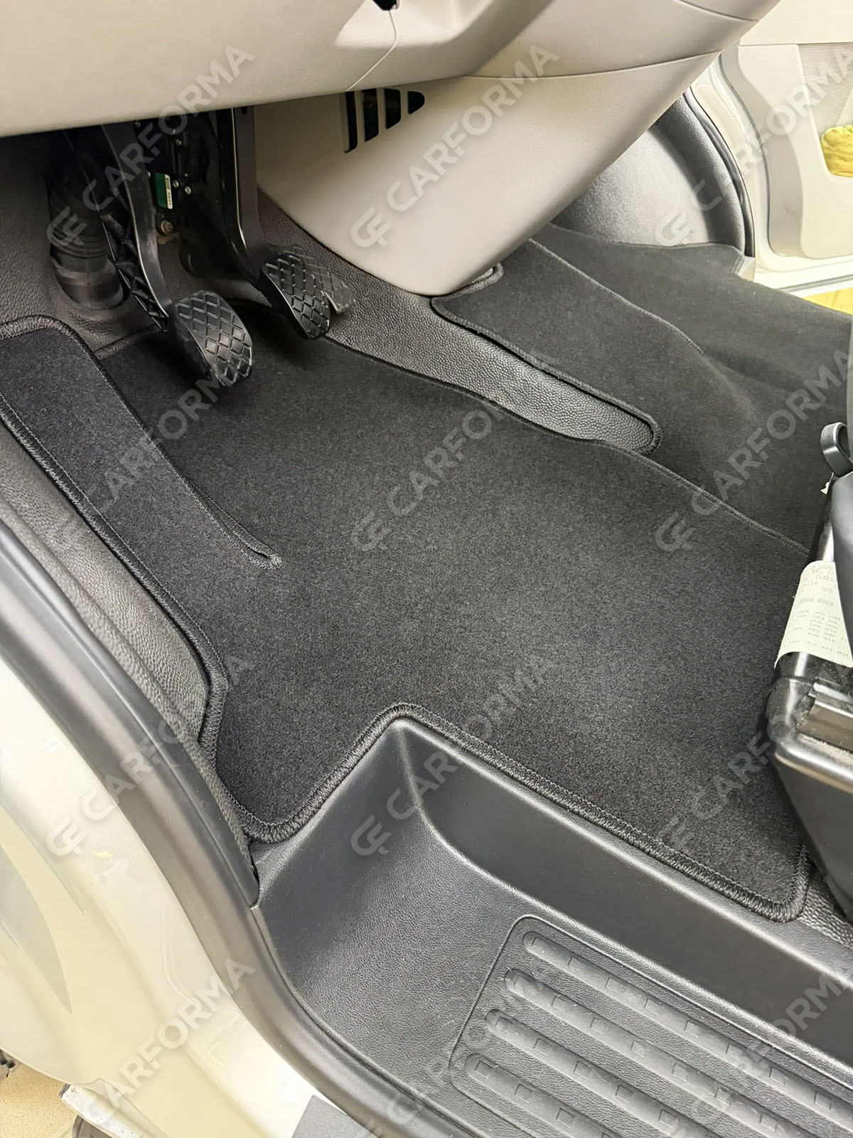 Коврики на Volkswagen Multivan (T6) 2015&nbsp;-&nbsp;2019 в Томске