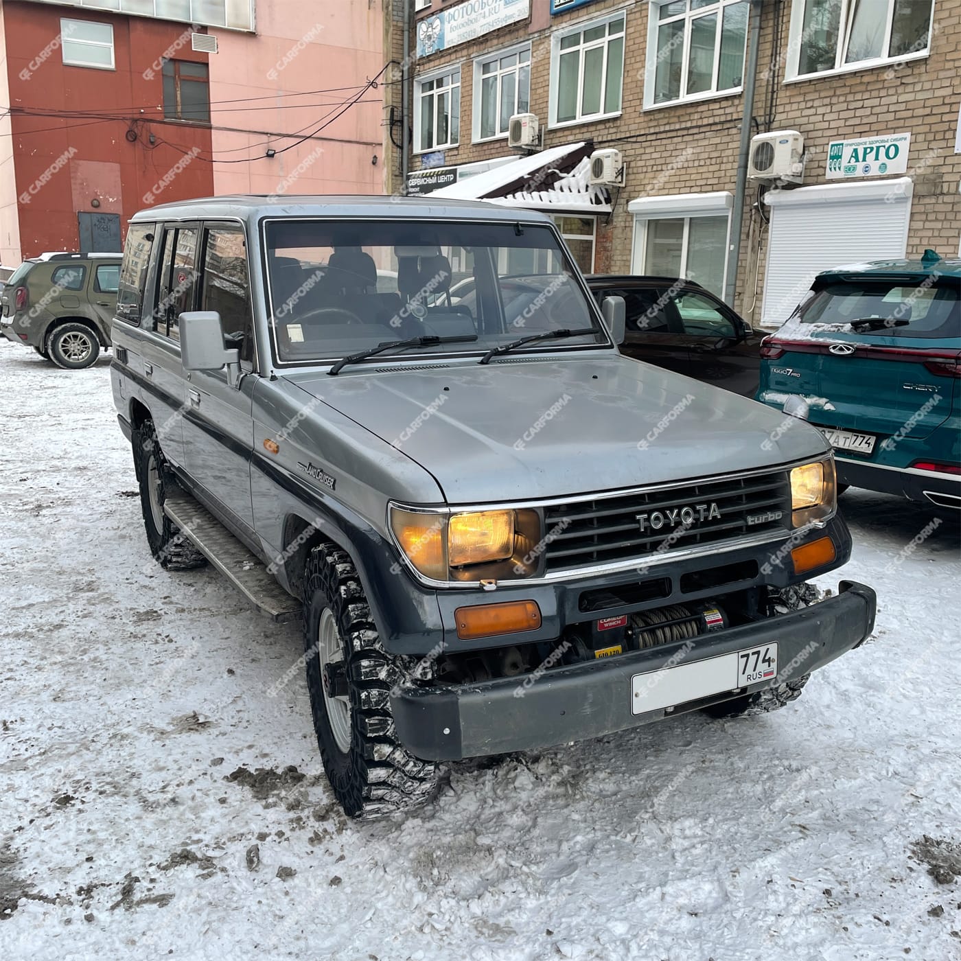 Коврики на Toyota Land Cruiser 70 2006 - 2024 в Томске