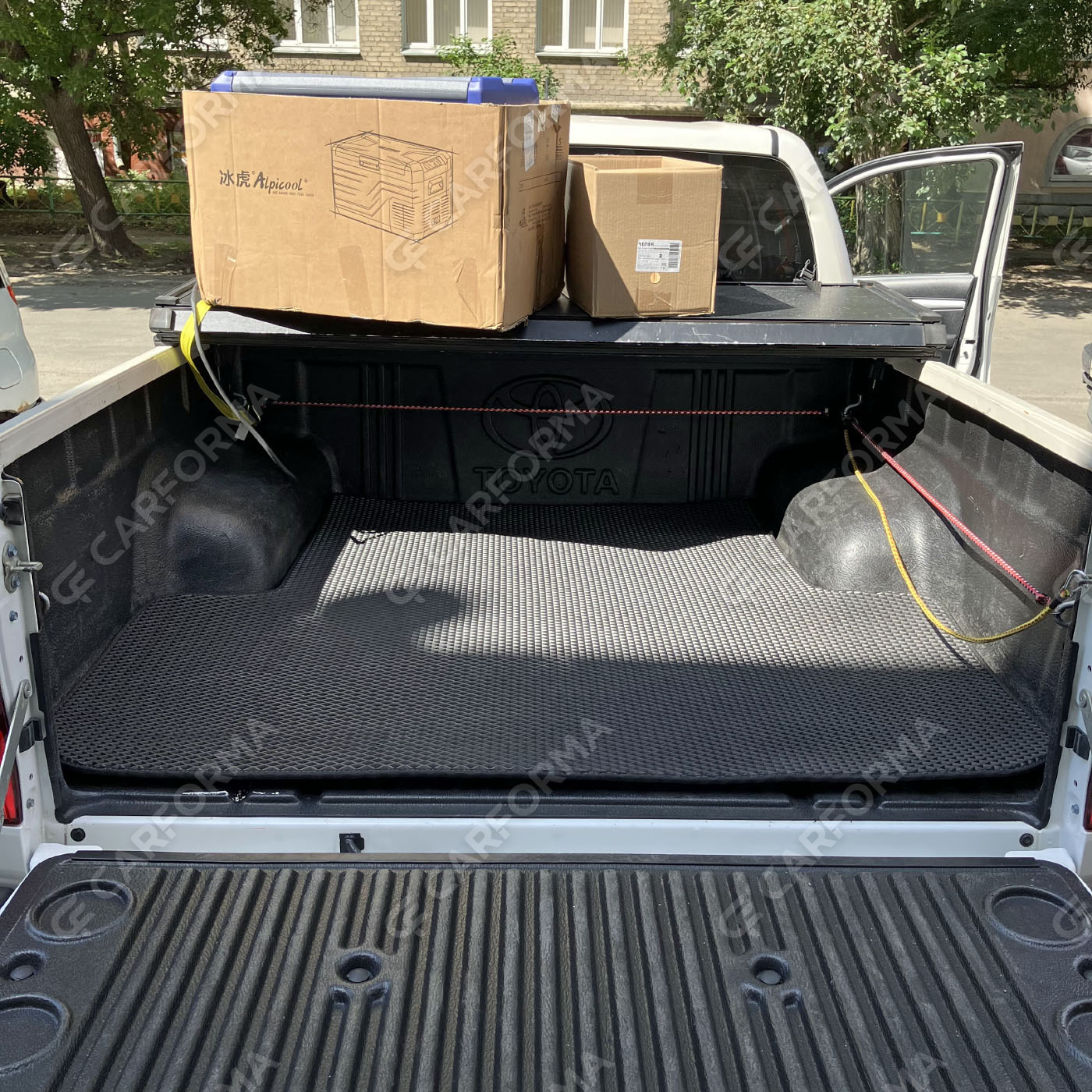 EVA коврики на Toyota Hilux VII 2008&nbsp;-&nbsp;2015 в Томске