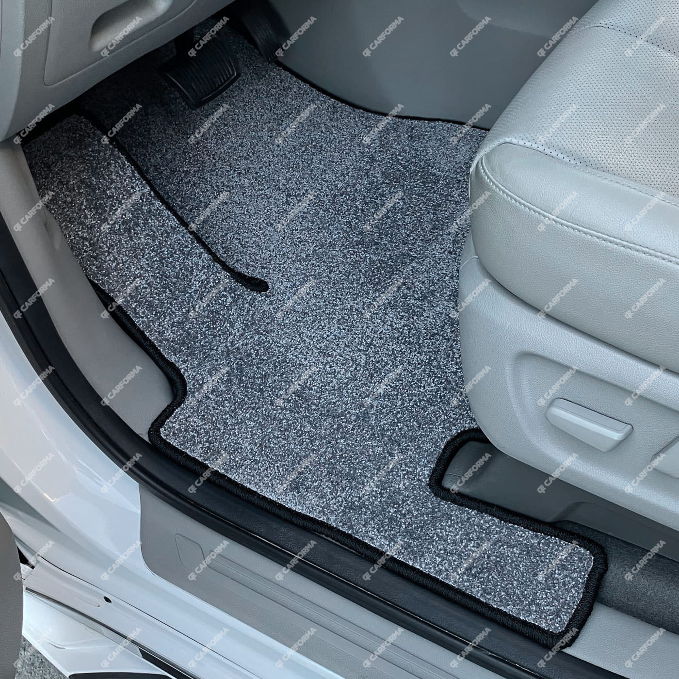 Коврики на KIA Carnival III 7 мест 2014 - 2021 в Томске Коврики на KIA Carnival III 7 мест 2014 - 2021 в Томске