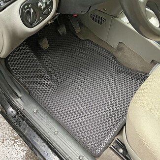 Коврики на Lada (ВАЗ) Granta 2011&nbsp;-&nbsp;2026 в Томске