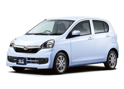Коврики на Daihatsu Mira e:S I 2011 - 2017 в Томске