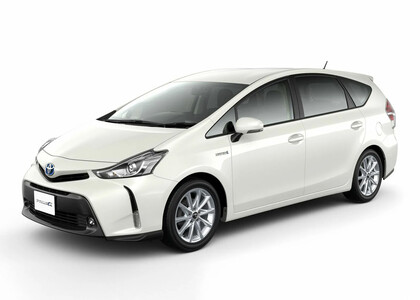 EVA коврики на Toyota Prius Alpha 2011 - 2021 в Томске