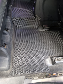 Коврики на Jeep Grand Cherokee (WK2) 2010 - 2022 в Томске