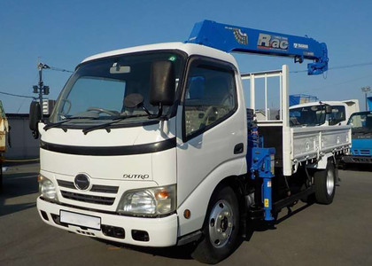 Коврики на Hino 300 I узкая кабина 1999 - 2015 в Томске