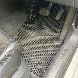 Ворсовые коврики на Audi A3 (8Y) 2020 - 2025 в Томске Ворсовые коврики на Audi A3 (8Y) 2020 - 2025 в Томске