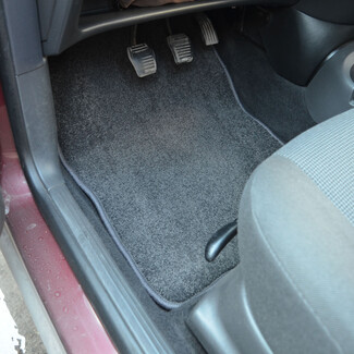 Коврики на Ford Focus I 1998 - 2005 в Томске